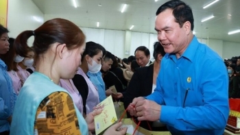 cong doan viet nam chi hon 4700 ty dong cham lo tet toi doan vien nguoi lao dong