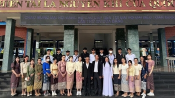 them 25 luu hoc sinh lao nhap hoc tai binh duong gia lai