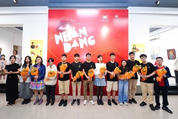 nhom tai nang tre vinschool to chuc trien lam nghe thuat nhan dang