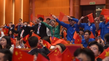 thanh nien viet nam trung quoc noi dai nhip cau huu nghi