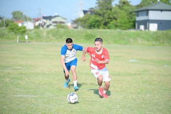 giai bong da nguoi viet tai nhat chao mung dai le 304