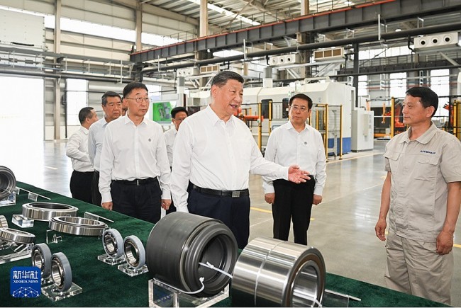 Tổng Bí thư Tập Cận Bình khảo sát phát triển kinh tế và văn hóa tại thành phố Lạc Dương