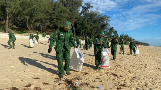 Phát động Tuần lễ Biển và Hải đảo Việt Nam 2025: Công nghệ xanh vì đại dương bền vững