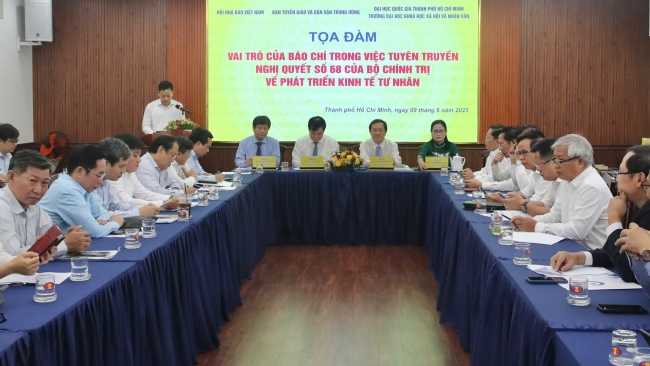 Báo chí phát huy vai trò tiên phong trong thực hiện Nghị quyết 68