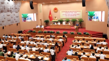 ha noi tai co cau ngan sach phan dinh lai tham quyen cho mo hinh chinh quyen hai cap