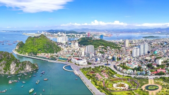 quang ninh trien khai dong thoi nhieu giai phap tao luc day tang truong kinh te