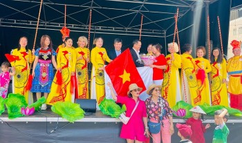 “Hương sắc Việt” gắn kết cộng đồng người Việt xa quê