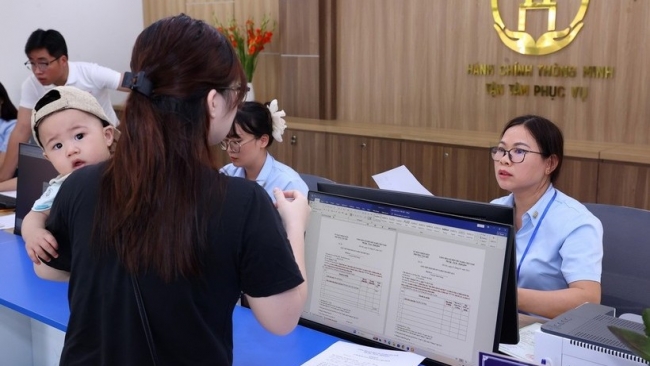 Tiếp tục hoàn thiện tổ chức bộ máy và chuẩn bị Đại hội đảng bộ các cấp