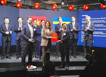 Vốn đầu tư nước ngoài tăng tốc, 6 tháng đạt hơn 21,51 tỷ USD