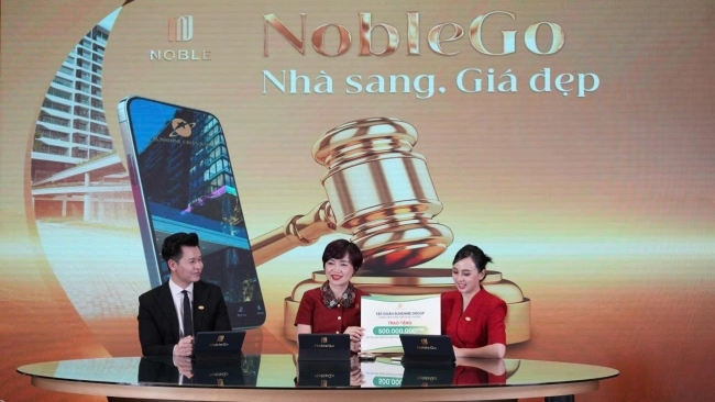 Khách ủng hộ 500 triệu thiện nguyện, Sunshine Group giảm thêm 1,5 tỷ ngay trên sóng livestream