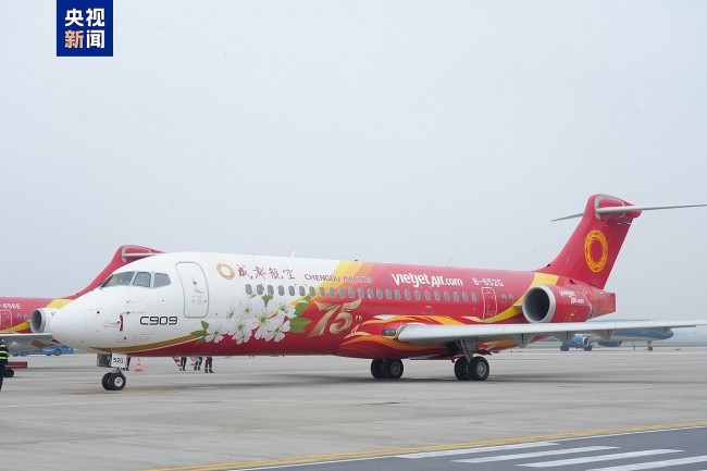 Máy bay chở khách C909 của Trung Quốc vượt mốc 700 tuyến bay, vận chuyển hơn 24 triệu lượt hành khách