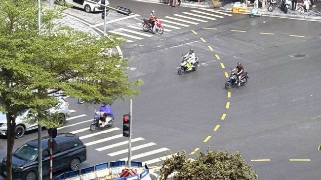 Thời tiết hôm nay (16/7): Mưa dông ở Bắc Bộ, cao nguyên Trung Bộ và Nam Bộ