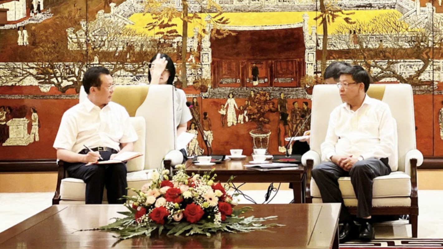 trung khanh trung quoc de xuat hop tac voi ha noi ve duong sat do thi