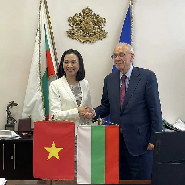 Việt Nam - Bulgaria đẩy mạnh hợp tác trong lĩnh vực y tế và đào tạo nguồn nhân lực