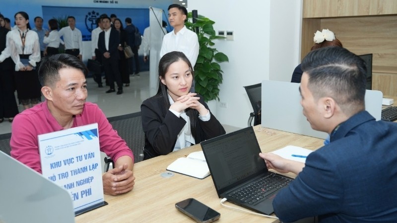 Hà Nội: Triển khai 15 tiện ích miễn phí tại các điểm phục vụ hành chính công
