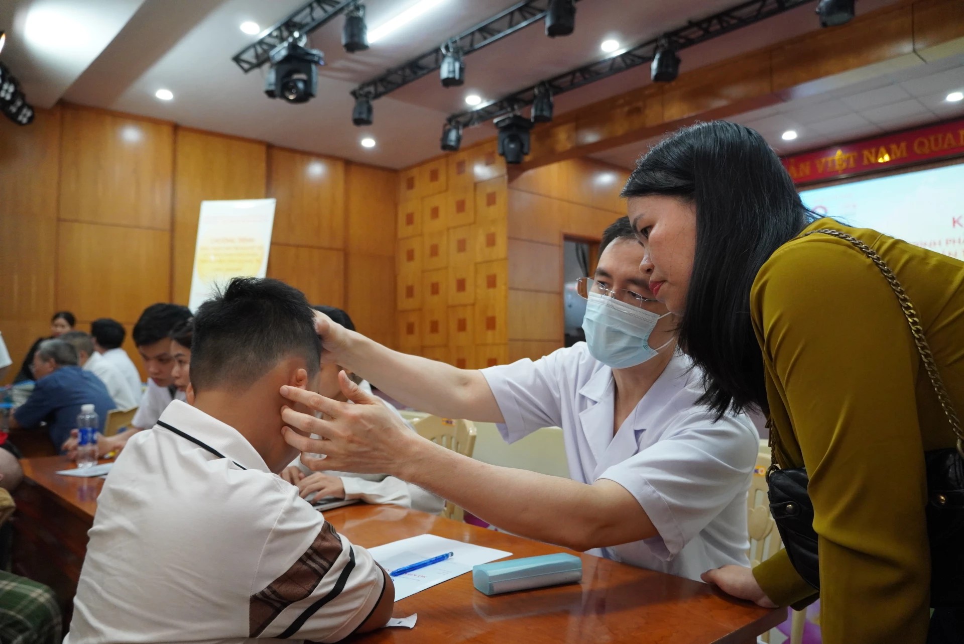 Hơn 100 trẻ khuyết tật tại Quảng Trị được phẫu thuật miễn phí