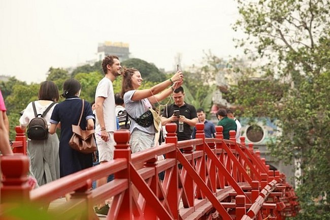Lượng khách quốc tế đến Việt Nam cao kỷ lục