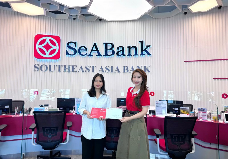 Quỹ SeABank nhận đỡ đầu thêm 10 học sinh: Nối dài hành trình 10 năm gieo mơ ước