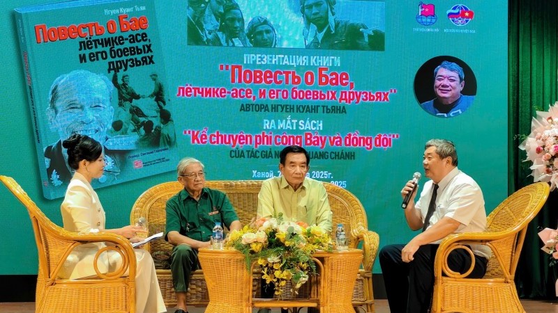 Giới thiệu đến bạn đọc Nga những tấm gương quả cảm của Quân đội nhân dân Việt Nam