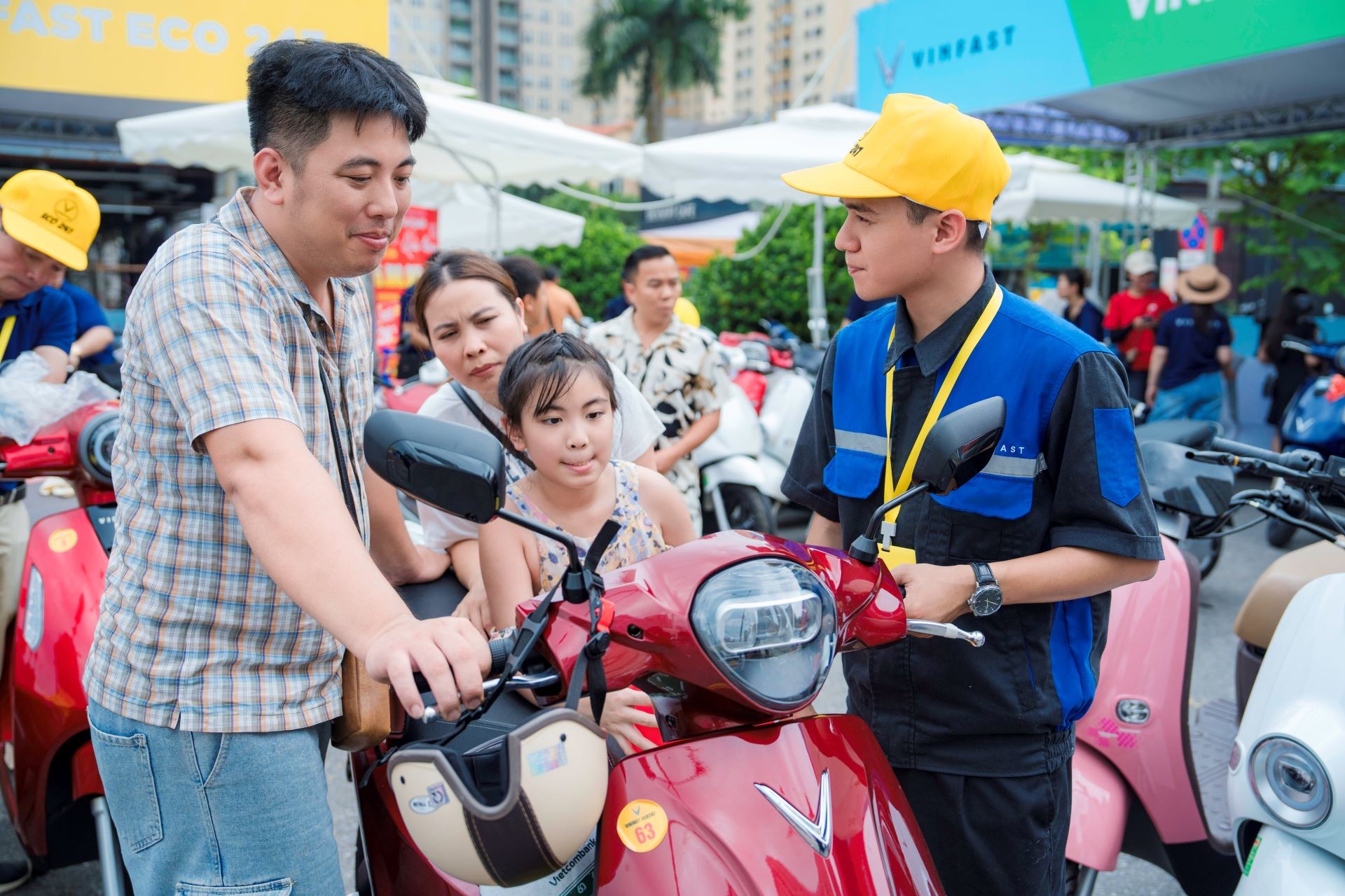 VinFast mang cơ hội đổi xe máy xăng, lên đời xe máy điện đến với người dân TP.HCM, Thanh Hóa