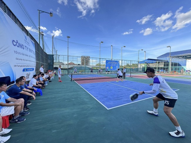 Sôi động Giải Pickleball của người Việt tại Lào