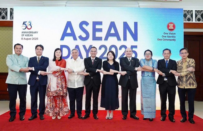 Chuỗi các sự kiện chào mừng ngày thành lập ASEAN tại Quảng Châu