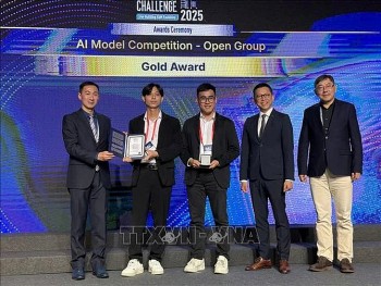 3 kỹ sư Việt Nam giành giải nhất cuộc thi AI tại Trung Quốc