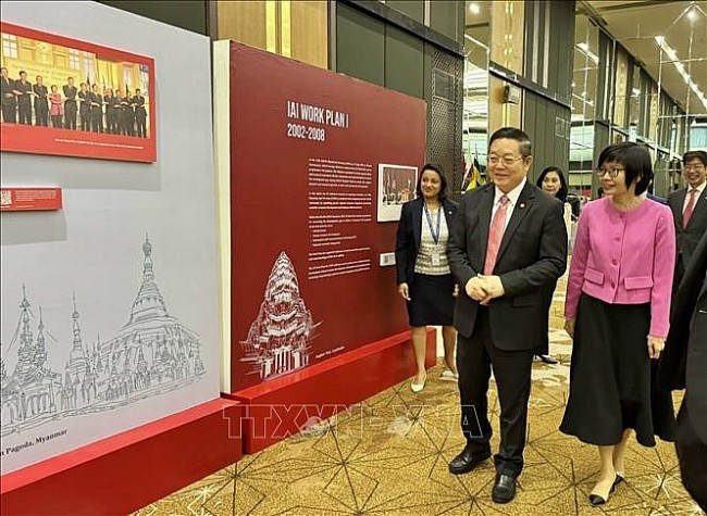 Việt Nam đồng hành cùng ASEAN trong 25 năm Sáng kiến Hội nhập