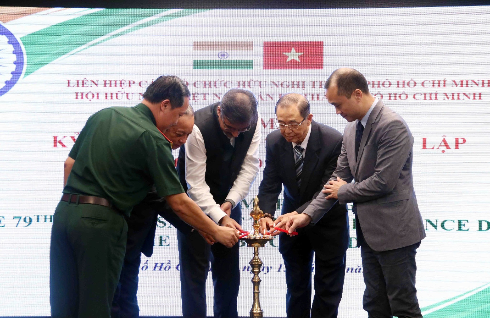 79 năm Ngày Độc lập Ấn Độ: Giao lưu nhân dân tạo nhịp cầu hợp tác Việt - Ấn