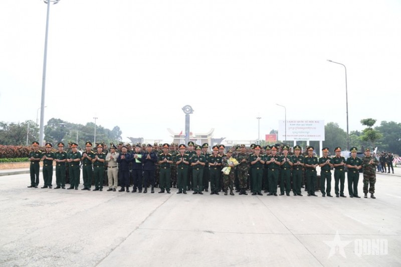 Long trọng lễ đón Đoàn Quân đội Campuchia sang Việt Nam tham gia nhiệm vụ A80