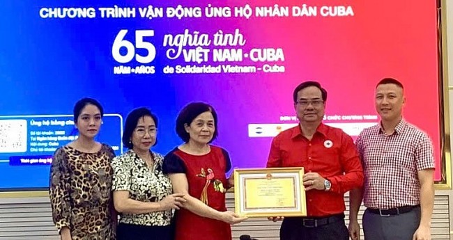 Ngày 18/8: chương trình vận động ủng hộ nhân dân Cuba đã nhận được 332,4 tỷ đồng