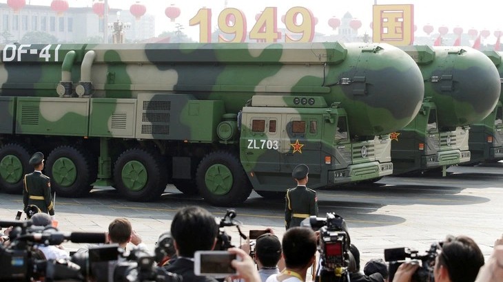 Tin quốc tế ngày 21/8: Trung Quốc phô diễn vũ khí mới tại duyệt binh; Israel tấn công Gaza