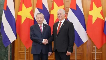 viet nam cuba ra tuyen bo chung