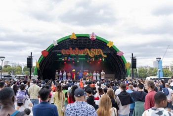 ao dai viet nam ruc ro tai ngay hoi van hoa dong nam a o london