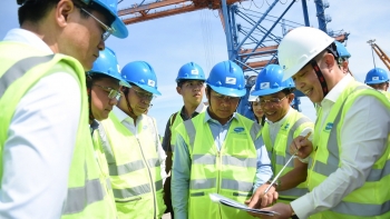 cai mep thi vai ky vong tro thanh trung tam kinh te bien hang dau khu vuc
