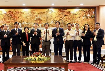 ha noi tang cuong hop tac voi thanh pho quang chau trung quoc
