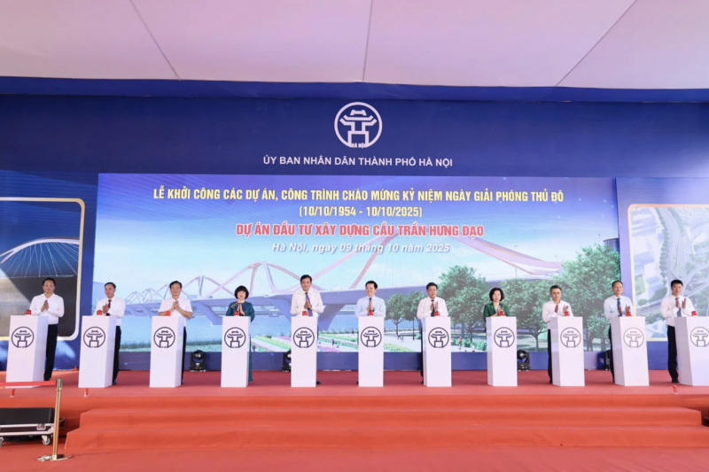 khoi cong 2 cau lon qua song hong chao mung ky niem 71 nam ngay giai phong thu do