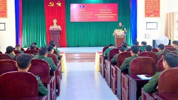 Tập huấn công tác quản lý, bảo vệ biên giới cho 40 cán bộ biên phòng Lào
