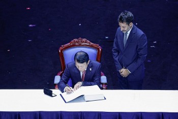 thuc thi cong uoc ha noi viet nam doi dien co hoi va thach thuc kep