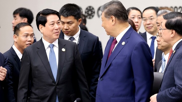 Chủ tịch nước Lương Cường gặp Tổng Bí thư, Chủ tịch nước Trung Quốc Tập Cận Bình