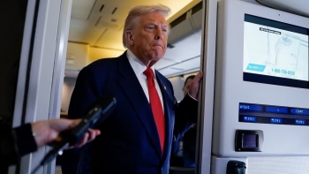 Tin quốc tế ngày 01/11: Ông Trump úp mở thử hạt nhân dưới lòng đất; Trung Quốc đưa phi hành gia trẻ nhất lên vũ trụ