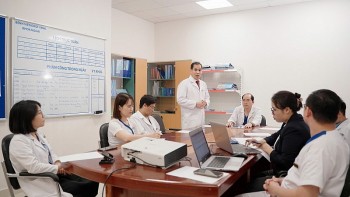 vinmec ha long lan dau phau thuat thanh cong cho benh nhan viem tuy man phuc tap