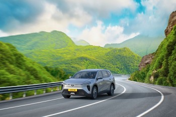 xanh sm trien khai dich vu xe 7 cho lien tinh bang xe limo green