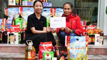 Hơn 16 triệu USD và nhiều chương trình viện trợ khẩn cấp cho người dân vùng thiên tai