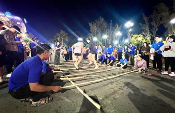 to chuc lai pho di bo ninh kieu dong luc moi cho kinh te dem va du lich can tho