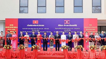 viet nam ban giao cong trinh benh vien huu nghi lao viet nam tinh houaphanh