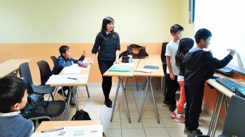 tien si hoang thi hong ha su gia tieng viet tu paris