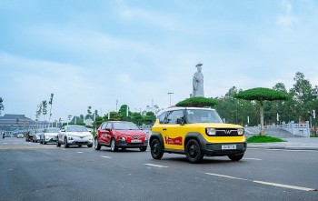 chu xe het loi khen vinfast vf 3 sau chuyen xuyen viet gan 8000 km