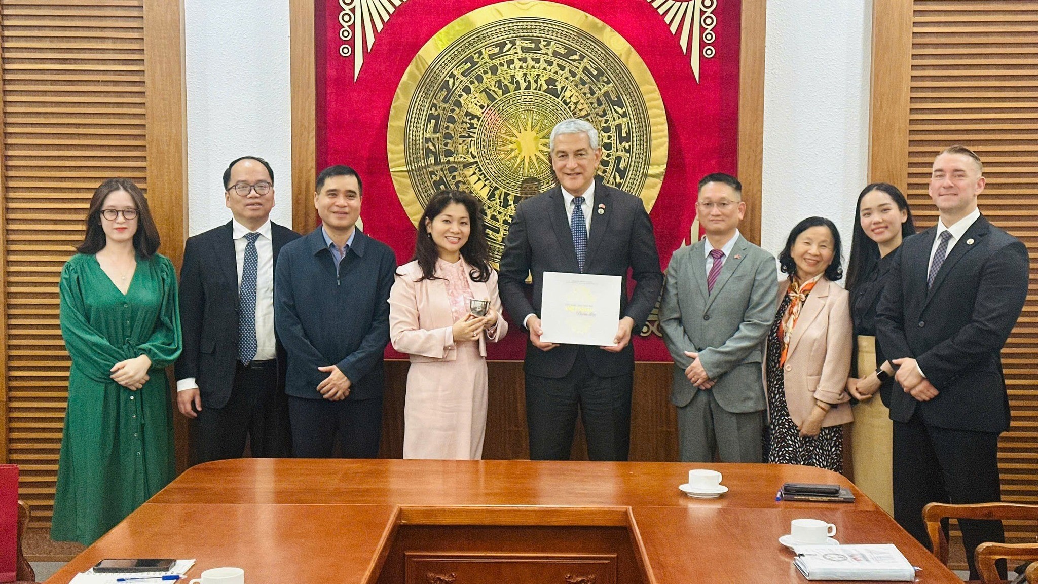 Việt Nam - Hoa Kỳ thúc đẩy hợp tác trao trả kỷ vật chiến tranh