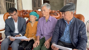 ven nguyen ky uc ngay tong tuyen cu dau tien